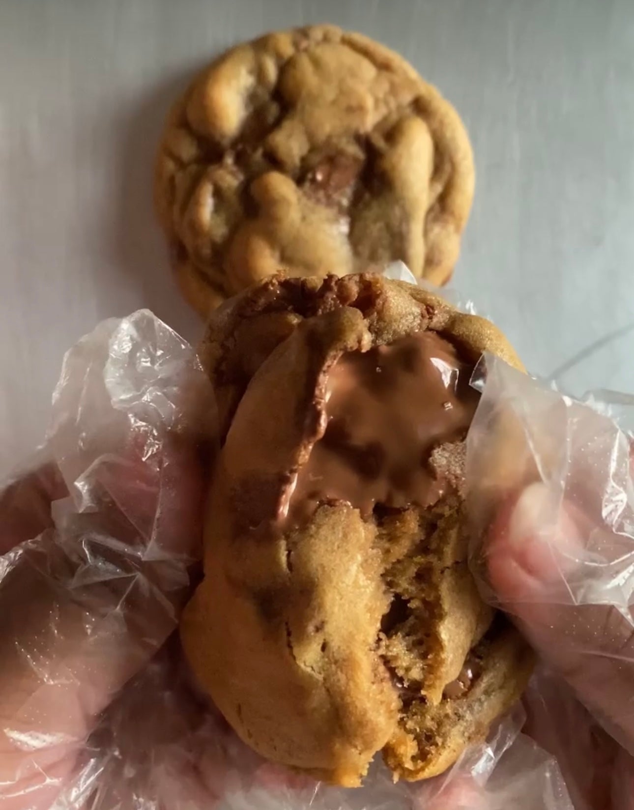 Regular milk chocolate cookies